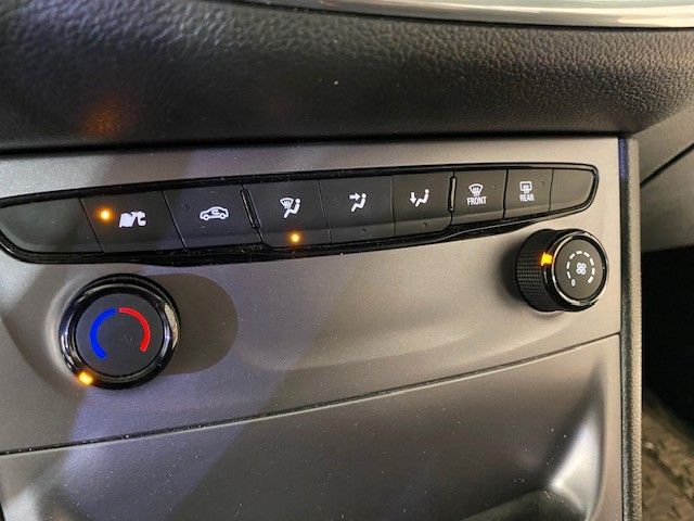 Fahrzeugabbildung Opel Astra K ST 1.6D EDITION NAVI/LED/PDC/TEMP./NEBEL