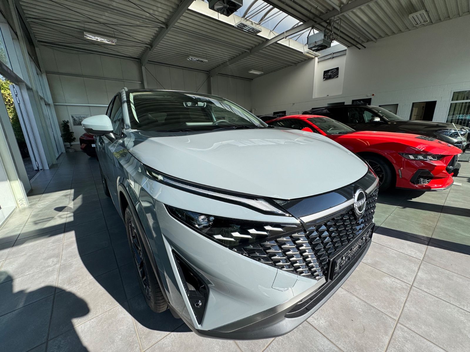 Fahrzeugabbildung Nissan Qashqai 1.3 DIG-T Xtronic N-Connecta/sofort