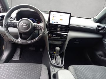 Toyota Yaris Cross - 12