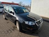 Volkswagen wv passat 1.6 Benzin mit Tüv - Volkswagen Passat aus 2006: Kombi