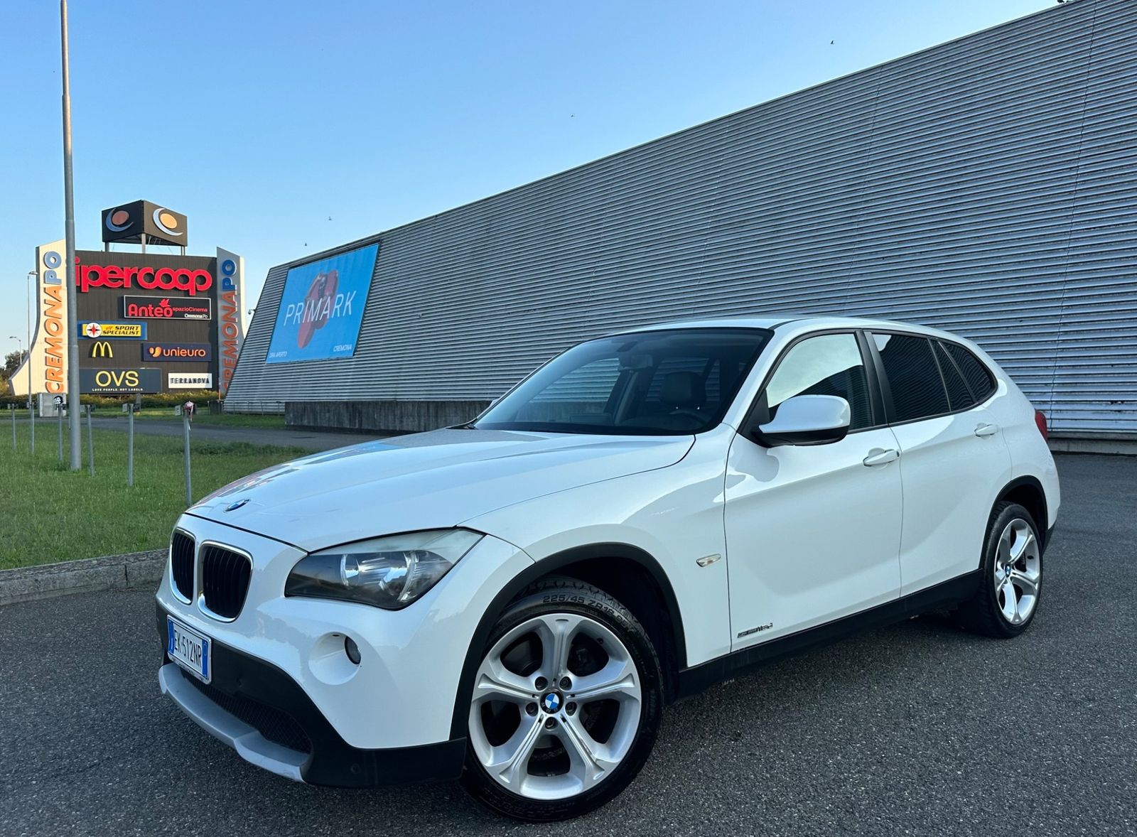 BMW X1 - 1