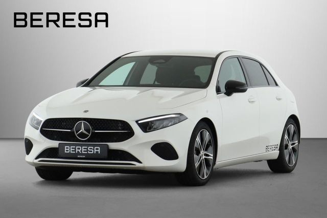 Mercedes-Benz A 200 Progressive Night Kamera MBUX Navi AUT