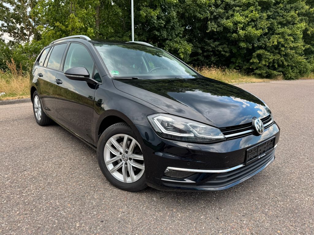 Volkswagen Golf VII 2.0 TDI Variant Comfortlin,LED,Navi,AHK - 2017