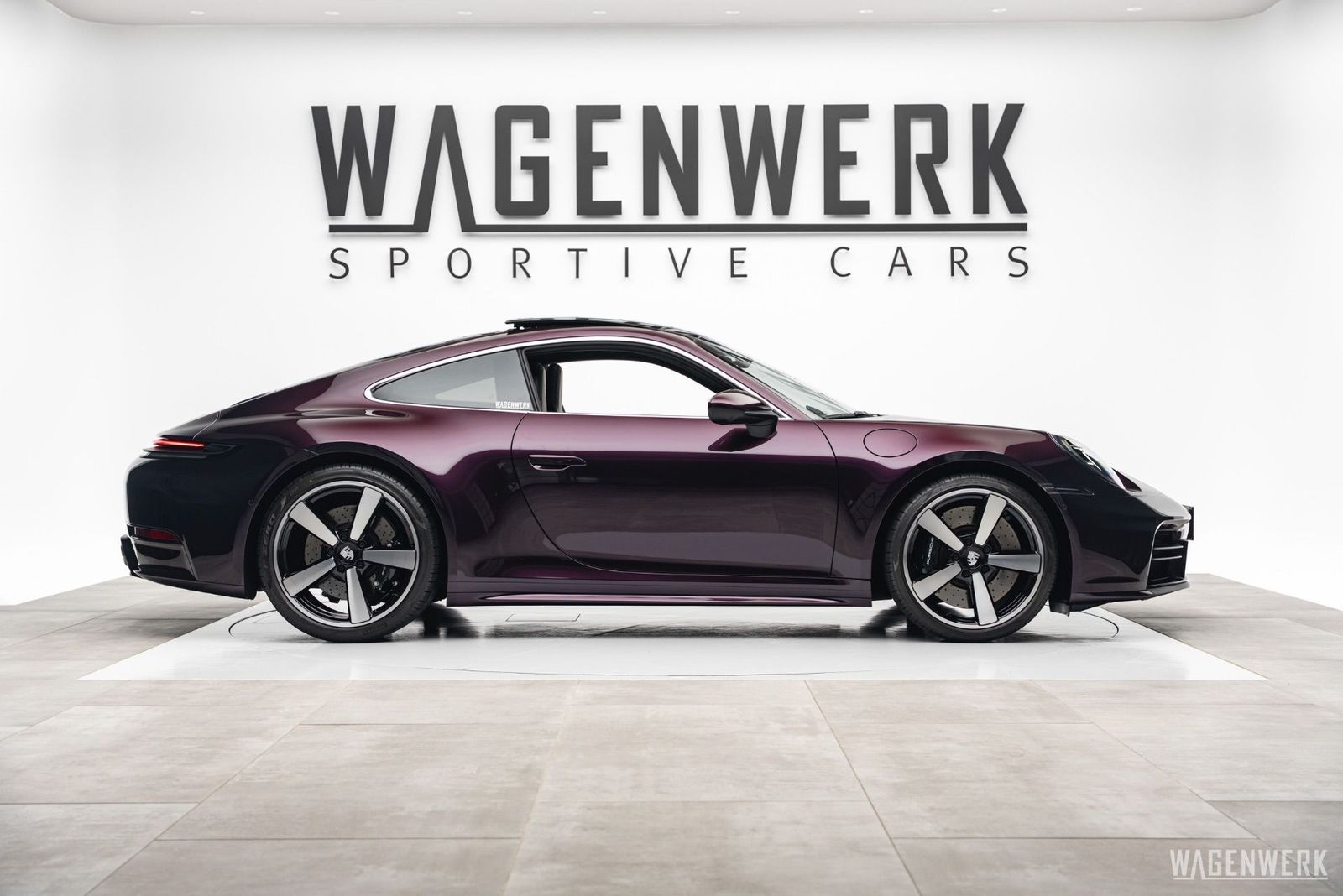 Porsche 911 992.2 Carrera S PTS AMETHYST SPORTDESIGN 18W imagem 2
