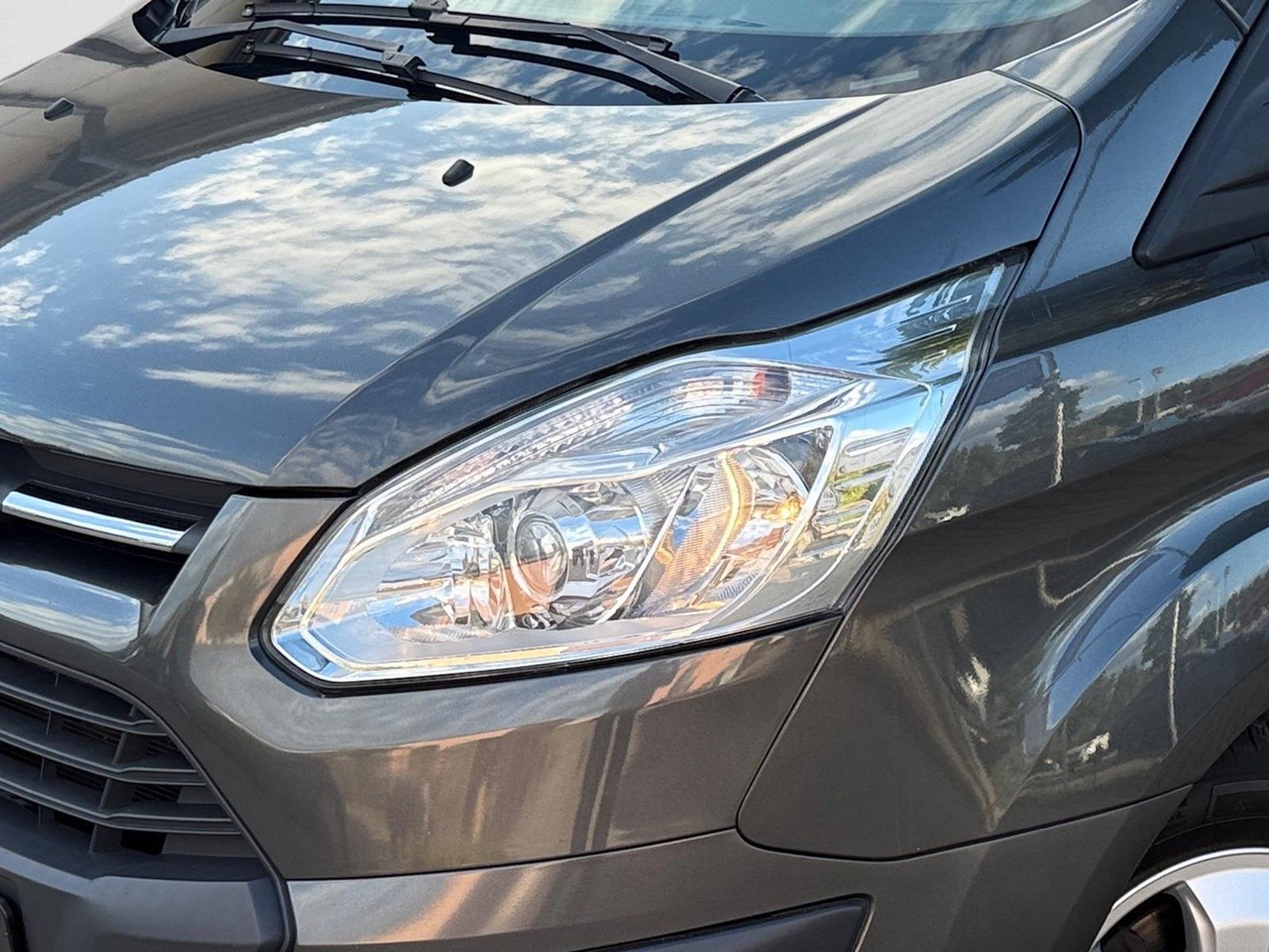 Ford Tourneo Custom L1 Titanium Automatik* 8-Sitze*