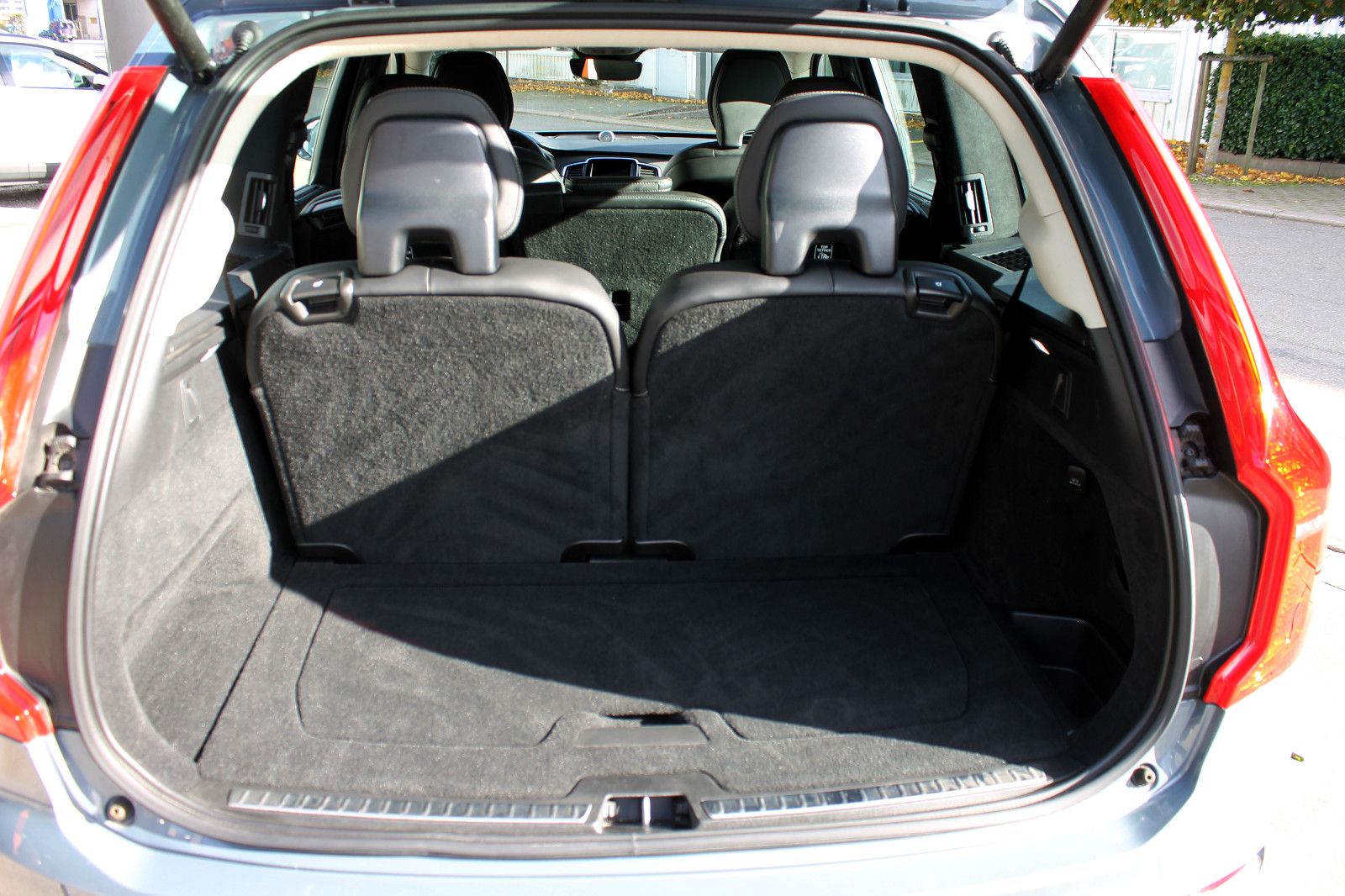 Fahrzeugabbildung Volvo XC90 B5 AWD Ultimate Bright 7-Stz. 360° ACC PANO