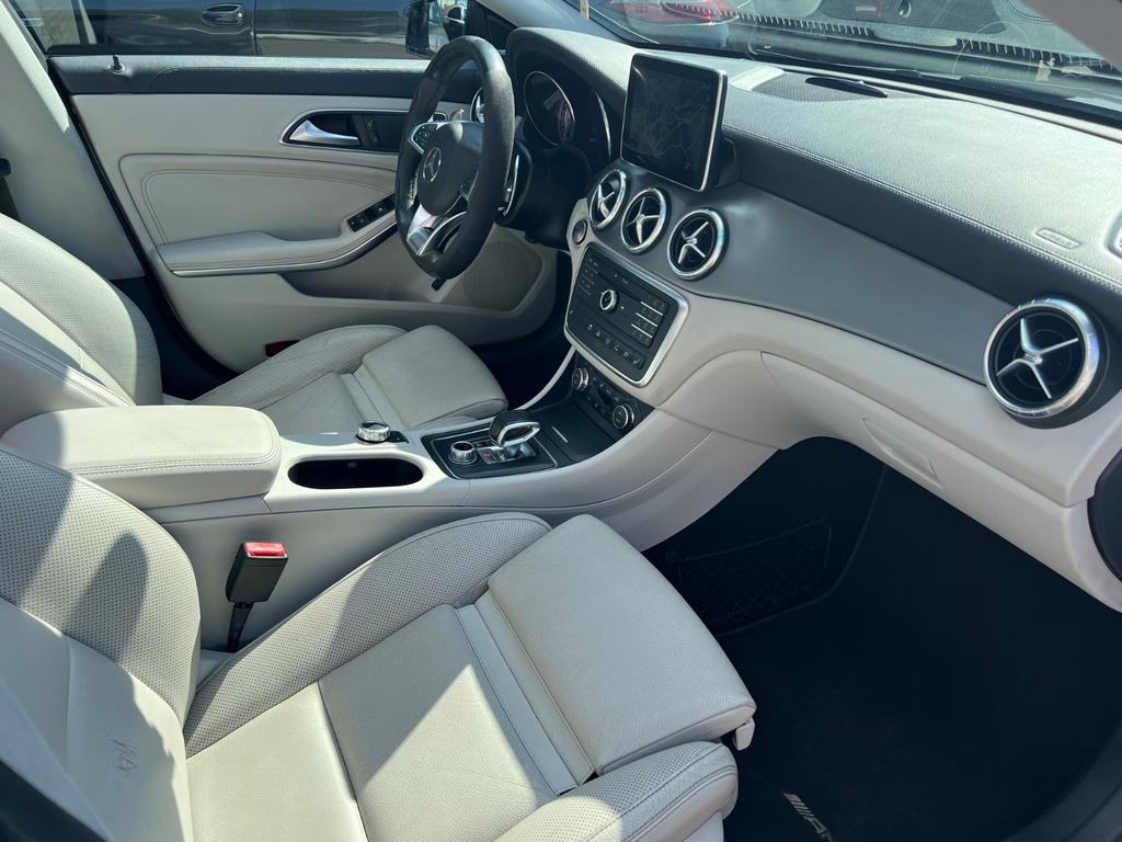 Mercedes-Benz CLA 45 AMG