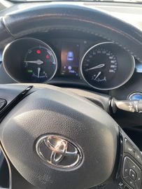 Toyota C-HR - 10