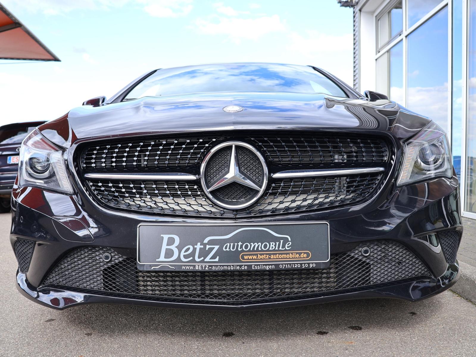 Mercedes-Benz CLA Shooting Brake 200 CDI / d (117.908)