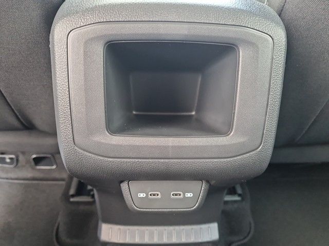 Fahrzeugabbildung Volkswagen T-Cross Move AHK Climatronic ACC PDC RFK SH LM