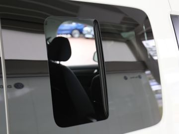 Volkswagen Caddy Maxi COMFORTLINE NAVI STANDHZG PARKLENK