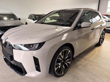 2025 BMW IX 照片 10