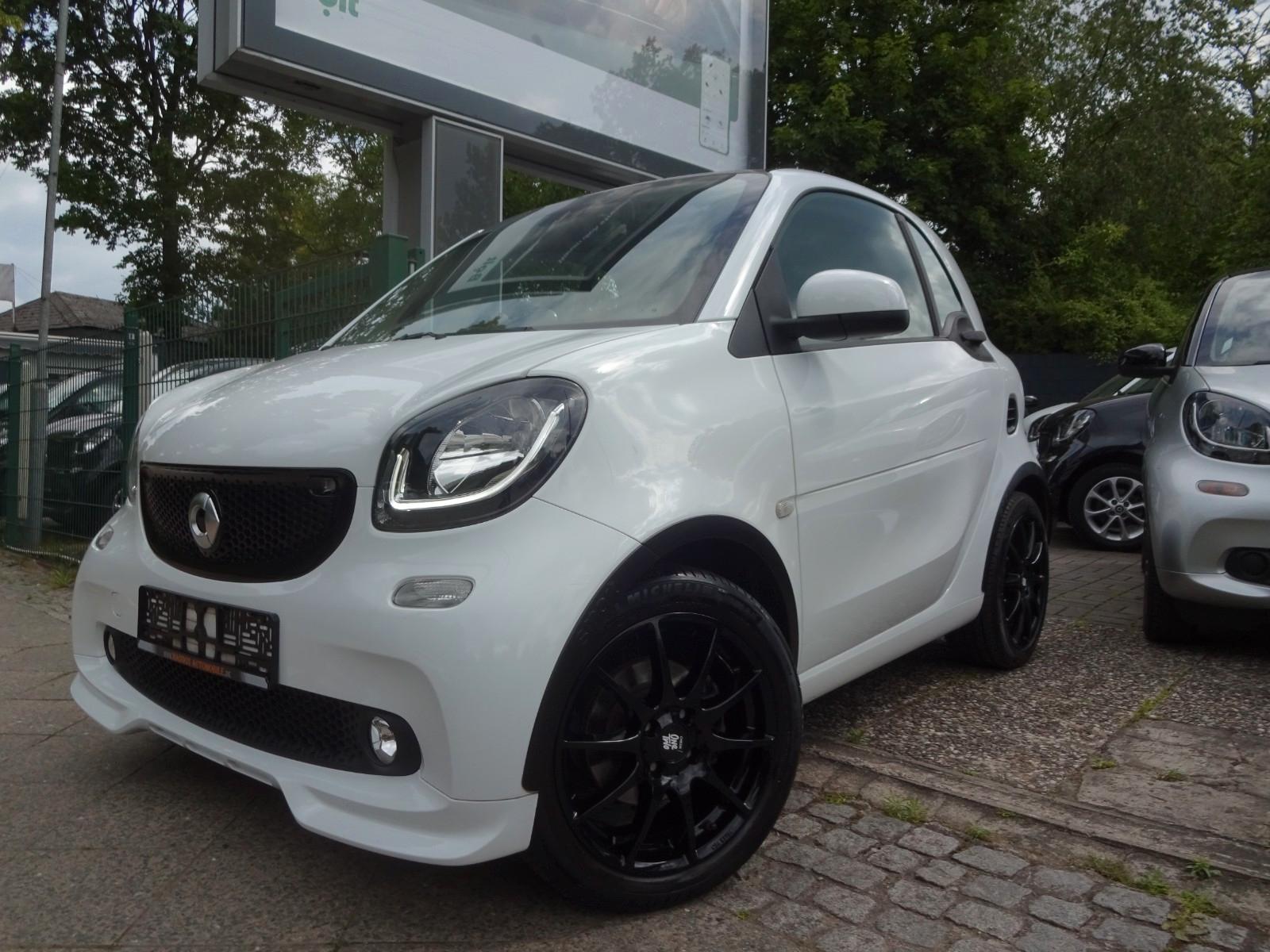 Smart ForTwo coupe 66 KW Brabus, Sportauspuff ,LED,SHZ