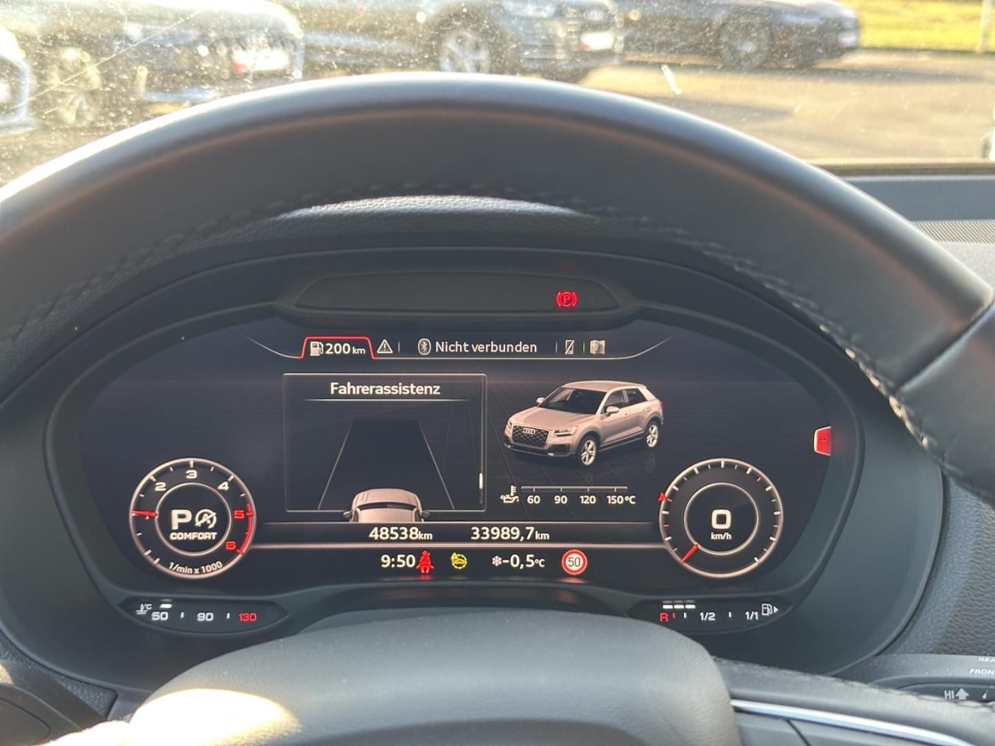 Fahrzeugabbildung Audi Q2 Advanced 35 TDI S tronic Navi LederACC