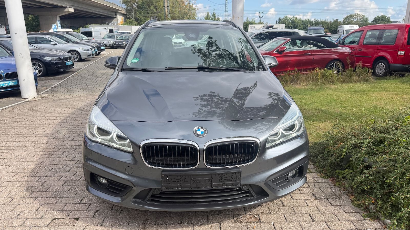 BMW 218 - 1