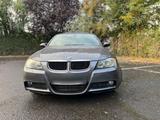 BMW 325i e90, M Paket, erste Hand. - BMW aus 2005: 3er