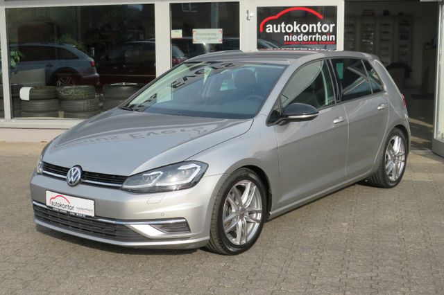 Volkswagen Golf TDI IQ.DRIVE ACC NAVI AHK LED SPORTPAKET
