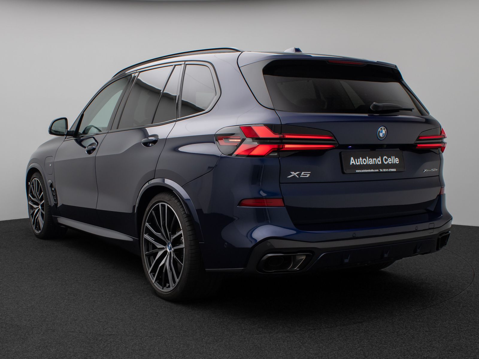 Fahrzeugabbildung BMW X5 xD50e M Sport 360°H/K Panorama Individual 22"