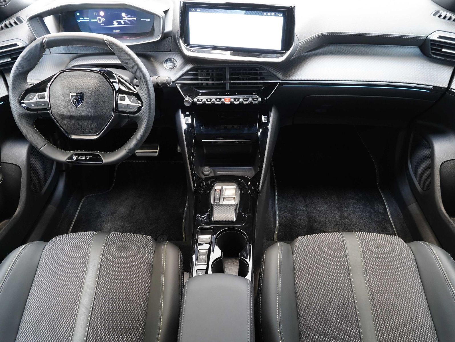 Fahrzeugabbildung Peugeot 2008 e- GT 11KW/LED/NAVI/360°/SOH