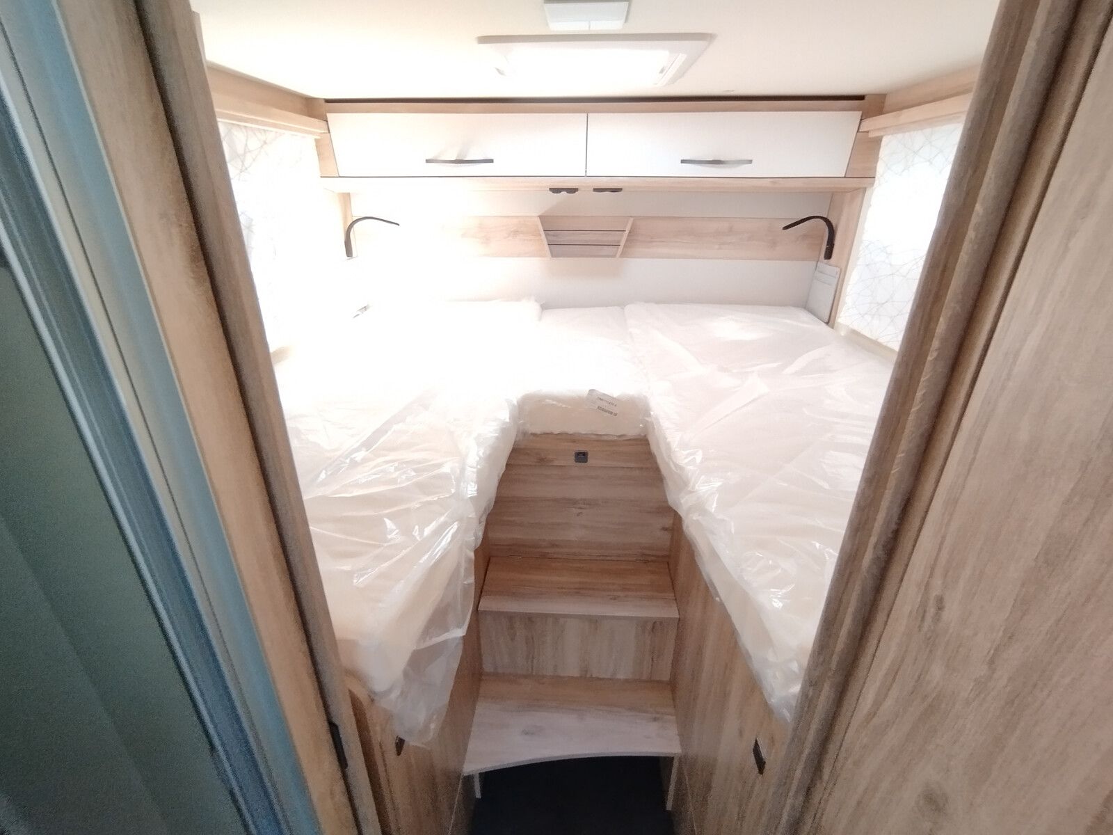 Fahrzeugabbildung Eura Mobil Profila T PT 720 EF MondialPakete 180PSAutomatik