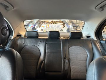 Mercedes-Benz C 200 *Service 426*LED*TEMPO*PDC*2-ZONEN*SPUR*