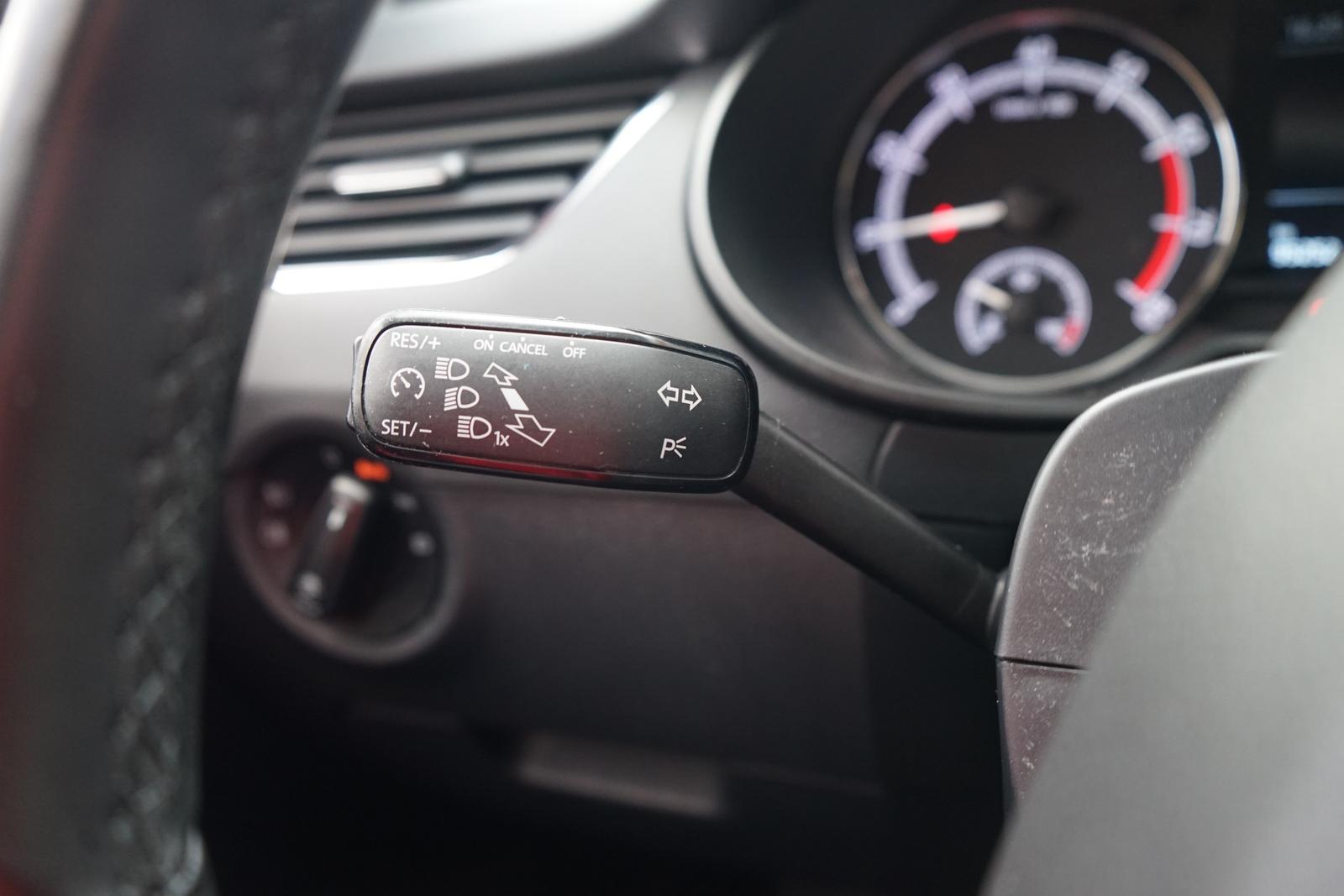 Skoda Octavia Combi 1.0 TSI Tour LED SmartLink Sitzhei, миниатюра 20