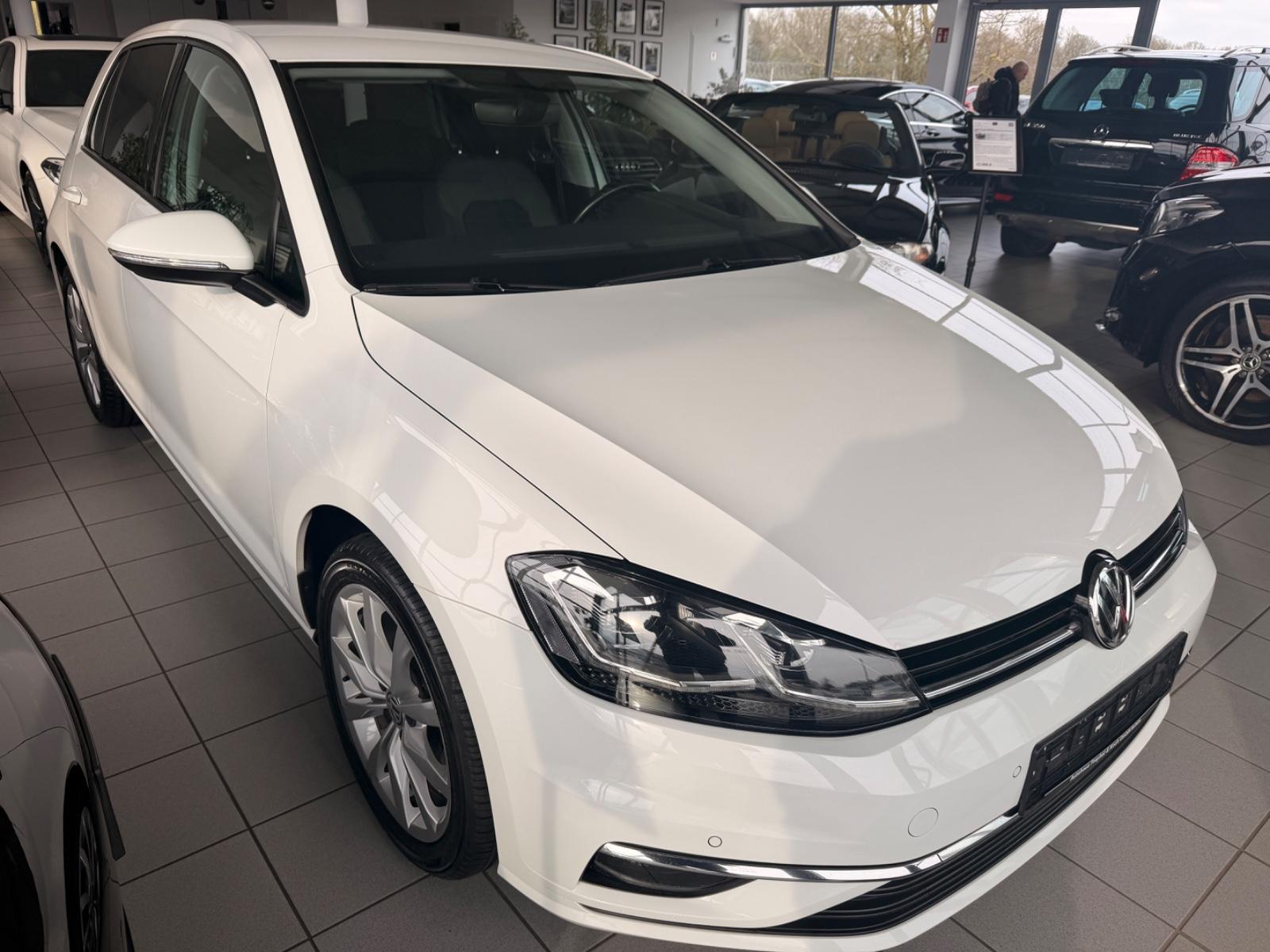 Volkswagen Golf VII Lim. Comfortline Massage*RFK*sitzhzg*LE