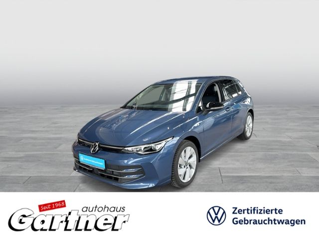 Volkswagen Golf VIII GOAL 1,5 l eTSI OPF DSG AHK REAR VIEW foto 2