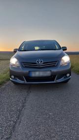 Toyota Verso - gebrauchte Toyota Verso aus dem Jahr 2012