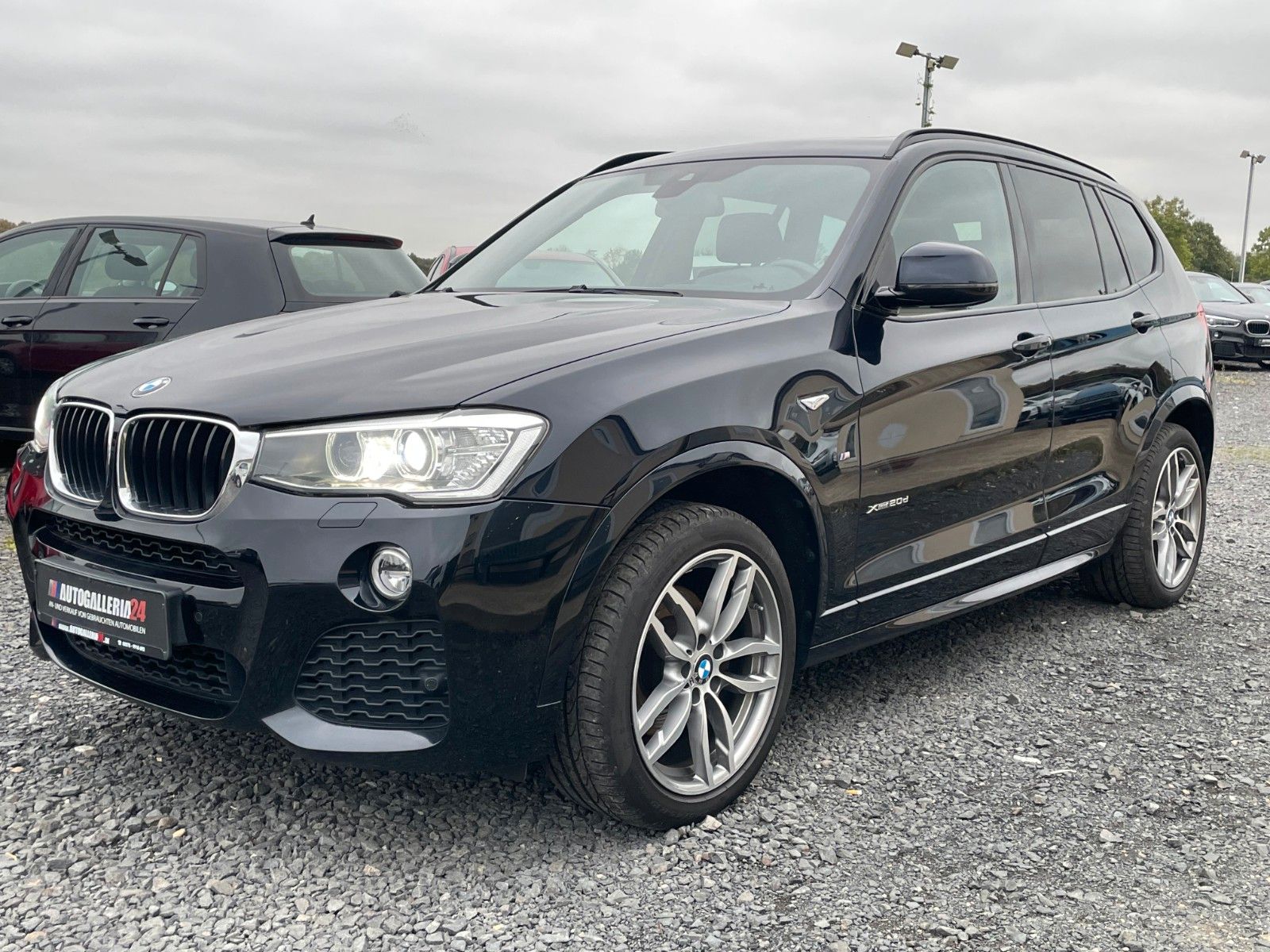 Fahrzeugabbildung BMW X3 xDrive20d Aut M SPORTPAKET HUD Navi Xenon Pan