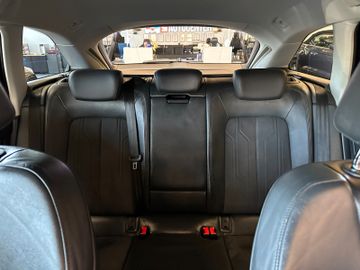 Audi A6 Avant 40 TDI quattro design *1Hand*