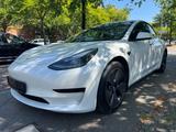 Tesla Model 3 Basis RWD - Tesla Model 3 in Berlin