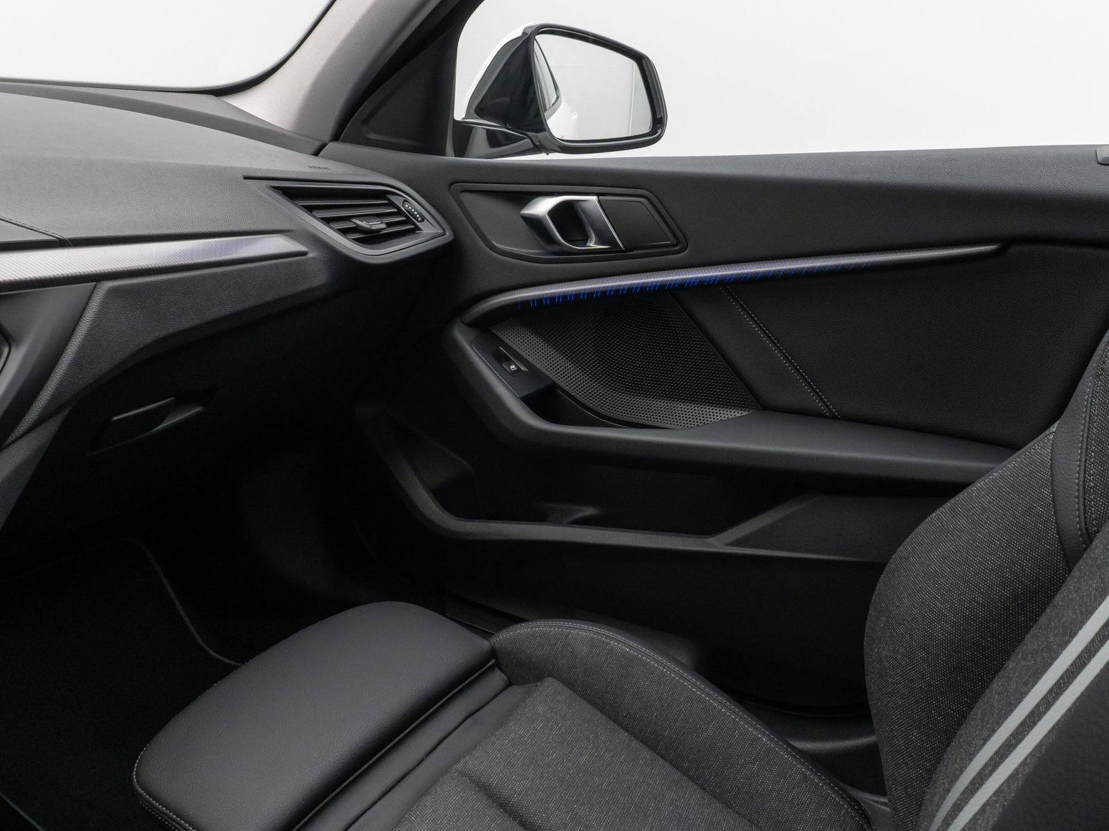 Fahrzeugabbildung BMW 118i SportLine Kamera DAB Lenkrhzg Komfort Alarm