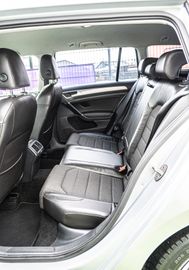 Fahrzeugabbildung Volkswagen Golf VII Variant Comfortline BMT DSG|NAVI|SHZ