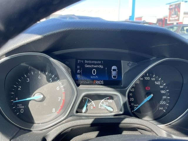 Fahrzeugabbildung Ford Focus Zahnriemen NEU Klimaautomatik Navi SHZ AHK