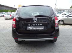 Fahrzeugabbildung Dacia Duster Celebration 4x2 **SCHEKHEFT / TÜV+SERVICE