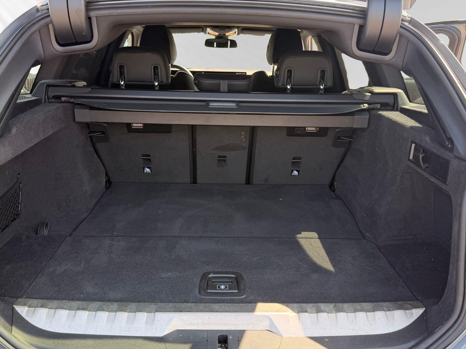 BMW 330e M Sport|Panorama|HiFi|Head-Up