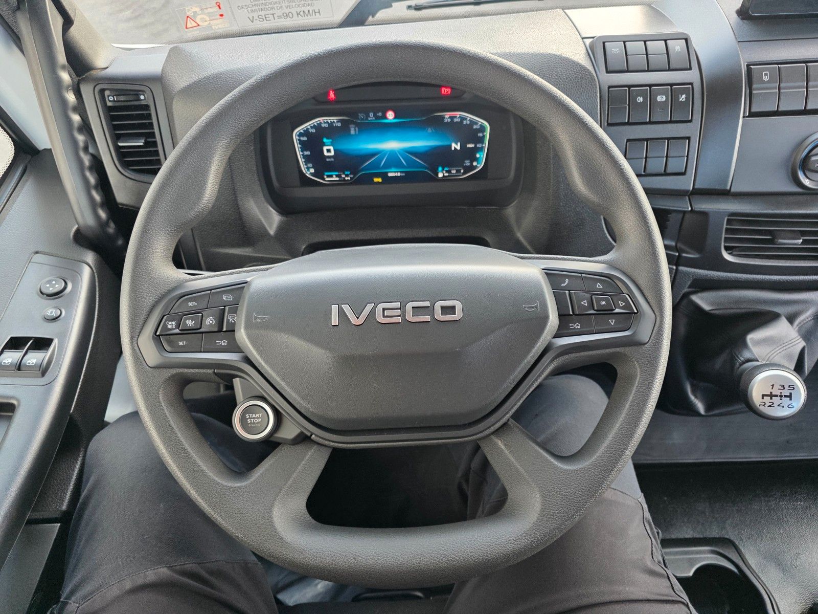 Fahrzeugabbildung Iveco Eurocargo ML80E22 Meiller 2x AHK 6 Zylinder