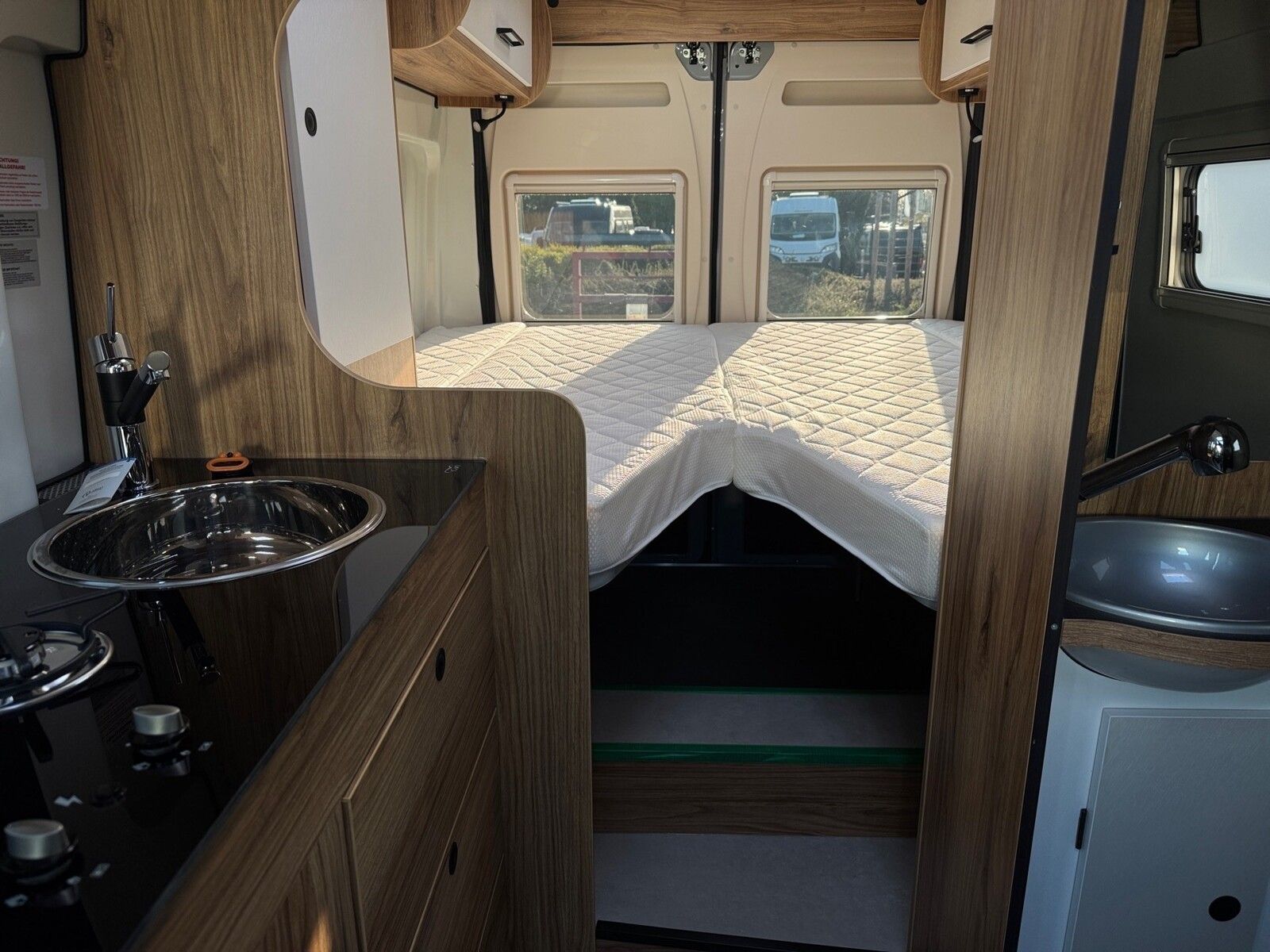 Fahrzeugabbildung Karmann Dexter DE 600 Alufelgen, Captain-Chair-Sitze
