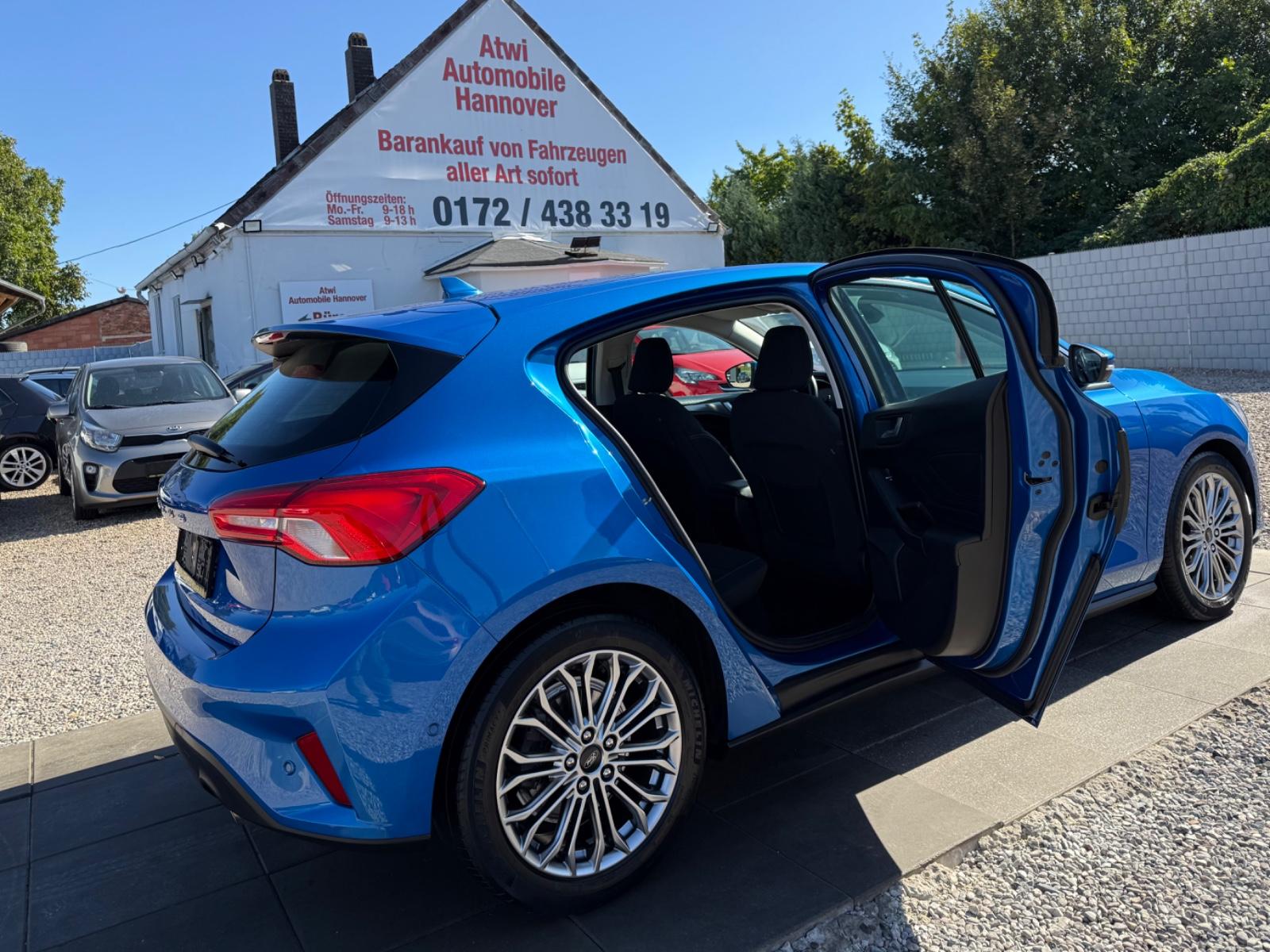 Ford Focus Titanium Sportsitze Sport Lenkrad