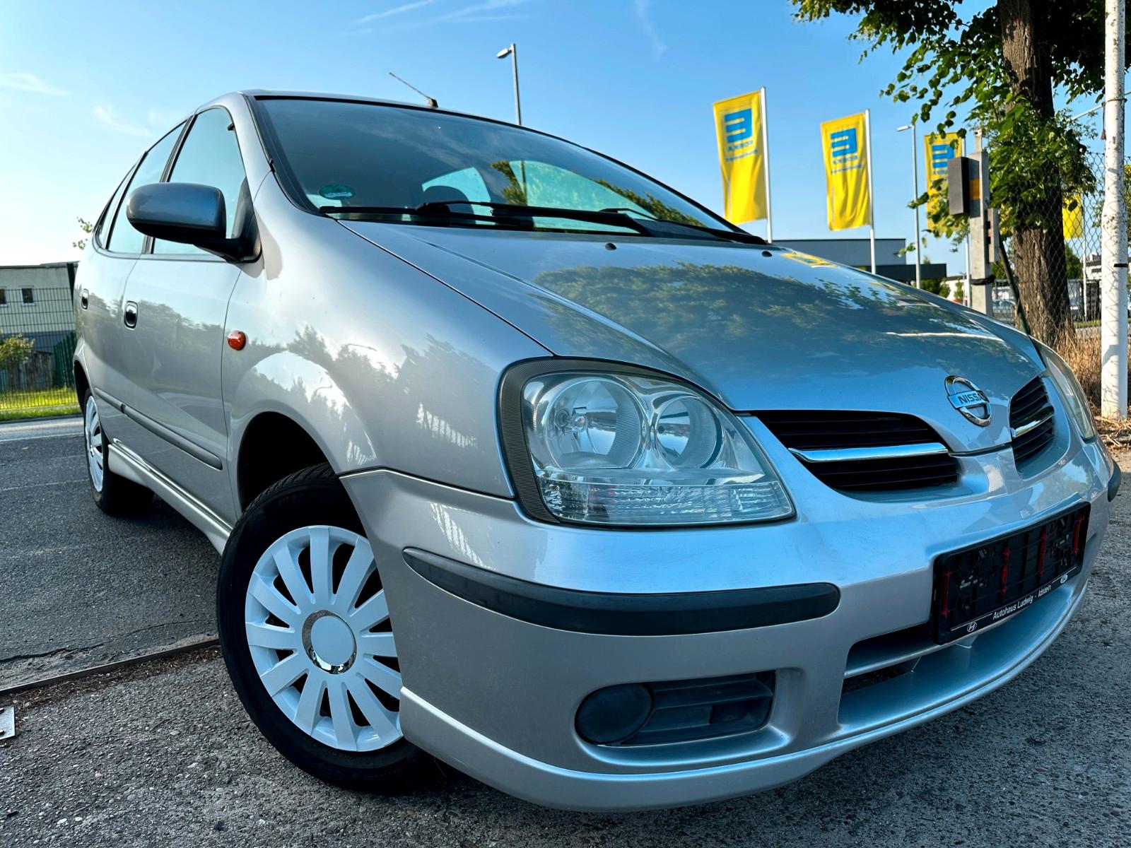 Nissan Almera Tino Visia