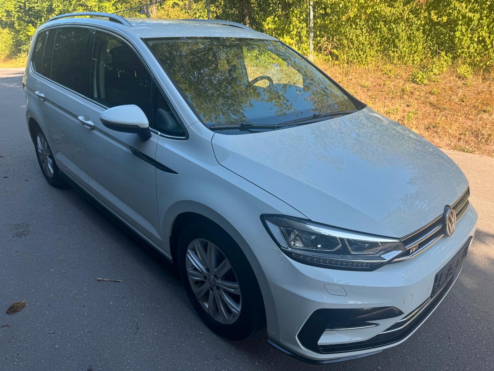 Volkswagen Touran R-Line *MFL*PDC*SHZ*TEMPO*NAVI*
