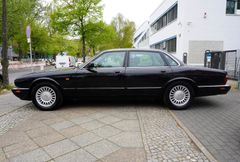 Fahrzeugabbildung Jaguar XJ Executive 3.2 Automatik Leder LM-Felgen PDC!