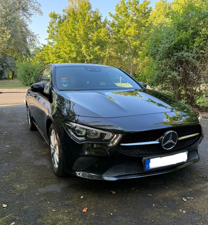 Image of Mercedes-Benz CLA 180 Shooting Brake