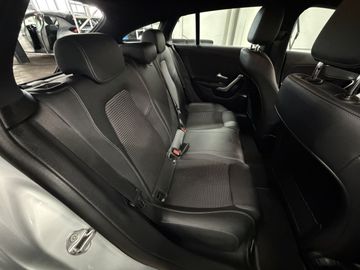 Mercedes CLA 200 Shooting Brake - 7