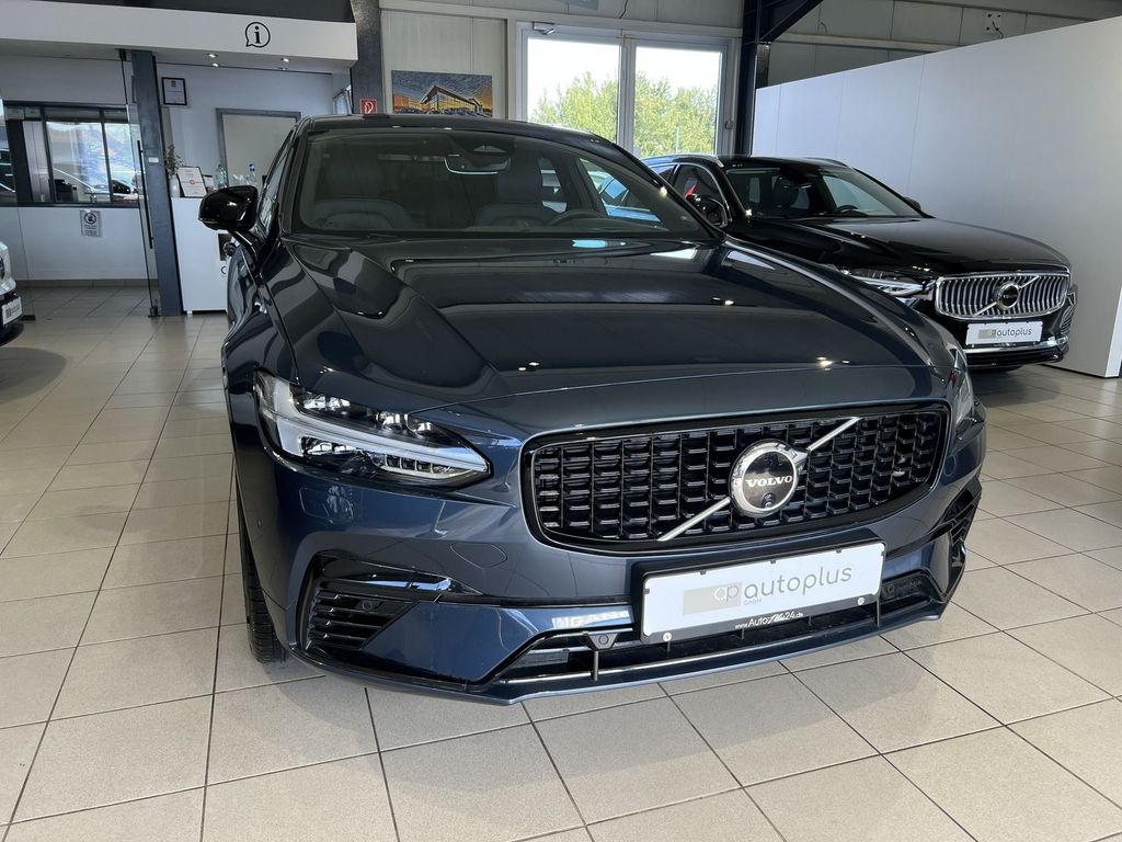 Volvo S90 T8 Ultimate Dark Recharge AWD BLIS FourC B&W