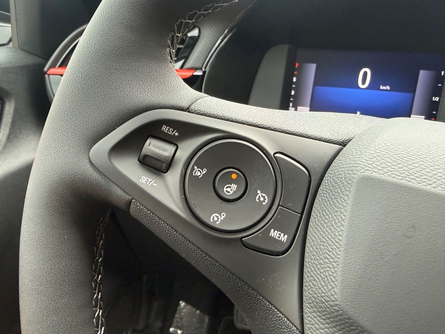 Fahrzeugabbildung Opel Corsa F YES SHZ+LHZ+Allwetter