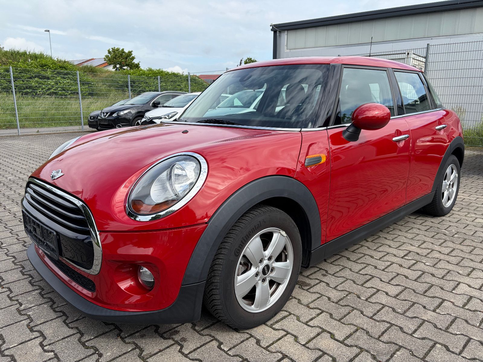 MINI Cooper Automatik/1.Hand/Klima/Shz./PDC/4-türig