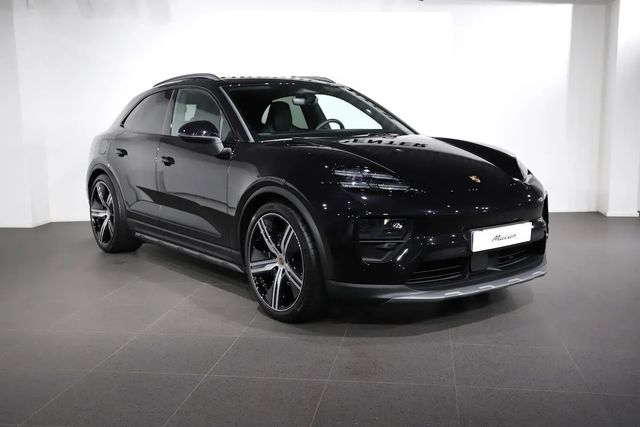 Porsche Macan Electric 4*LUFTFEDG*PANO*18wMEMO*BOSE*22"