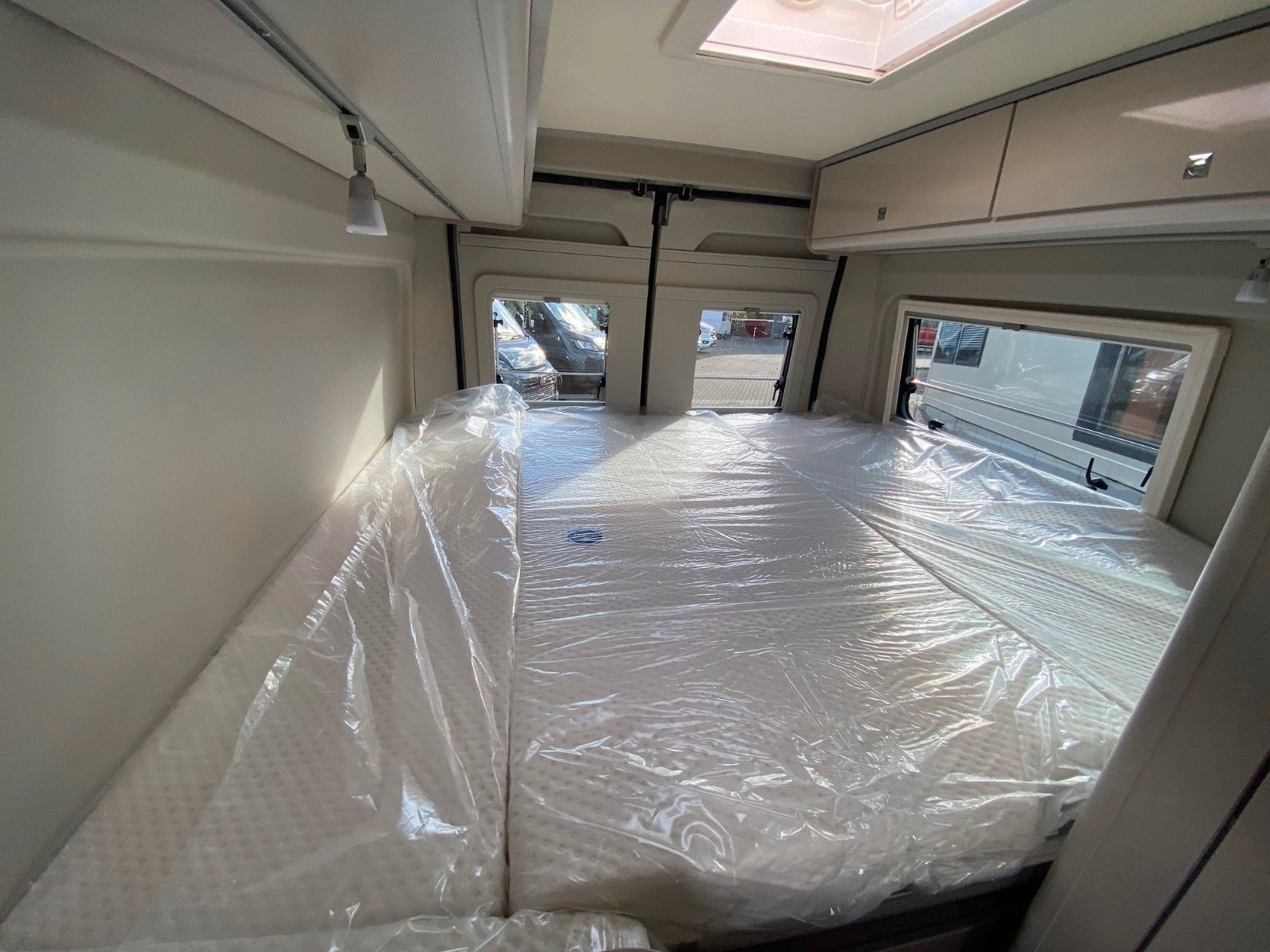 Fahrzeugabbildung Bürstner Campeo C 640 *Automatik*Navi*RFK*Markise*Winterp